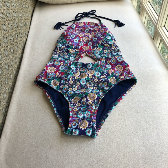 Nanette Lepore Desert Diamond Seductress One Piece - Picture 3 of 10